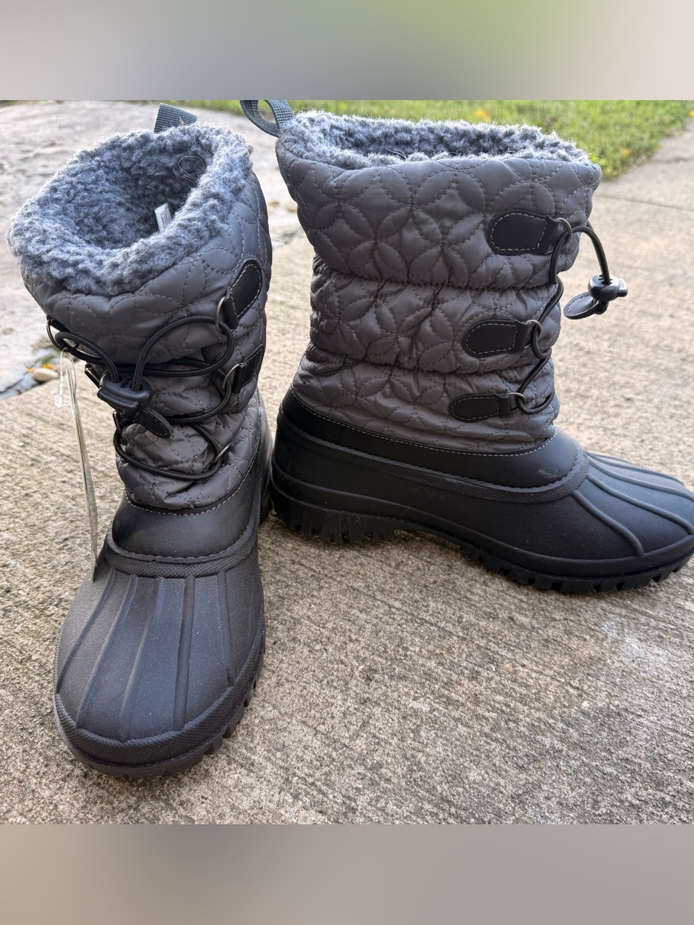 Thinsulate Water proof/water resistant boots